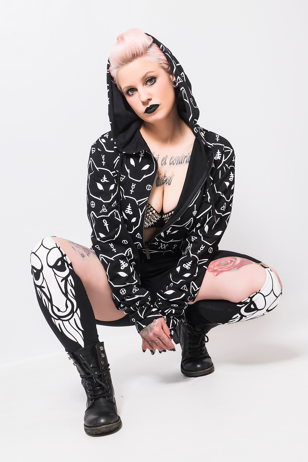 Inked Beauties / Copyright by Markus Wuestefeld